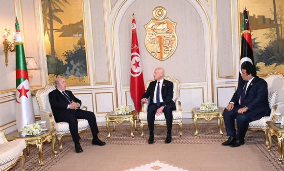 Consultative meeting between leaders of Algeria, Tunisia and Libya: Need to unify positions, strengthen dialogue
